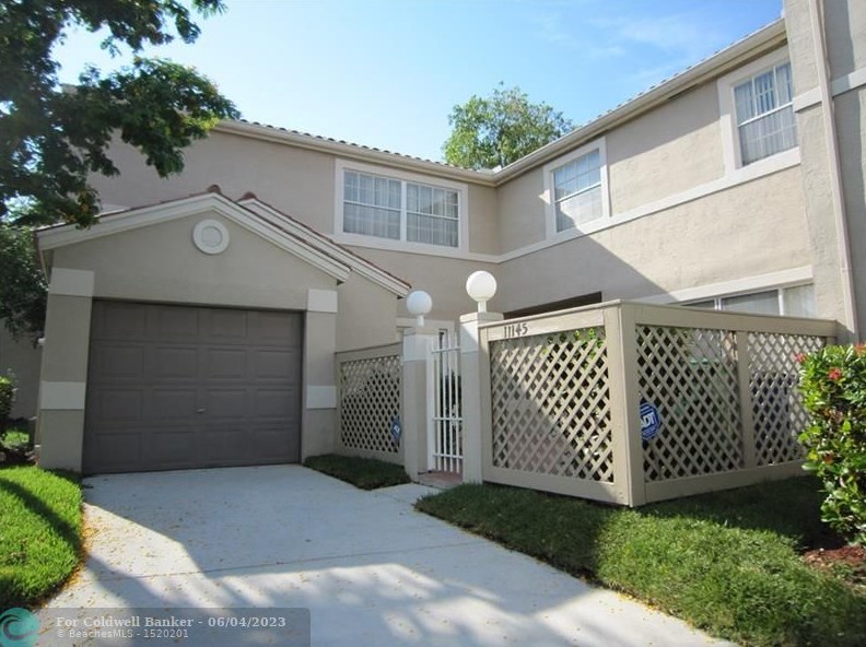 11145 Neptune Dr, Hollywood, FL 33026-4734