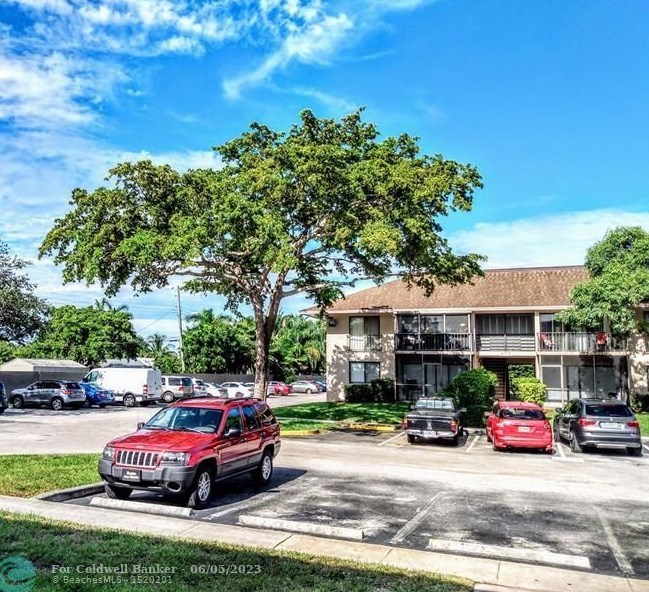 5825 Washington St, Hollywood FL  33023-7430 exterior