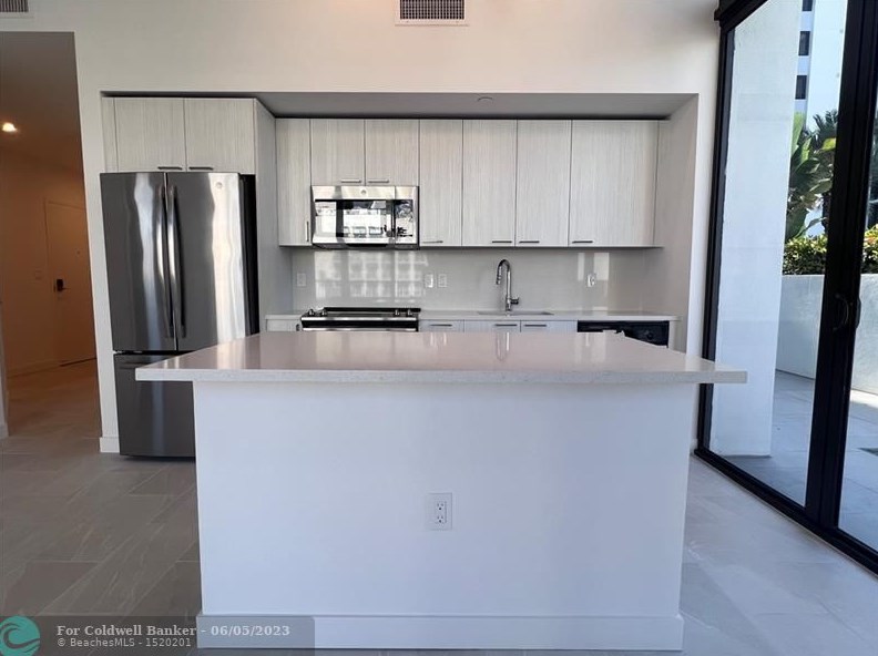 21 Ne 22nd St #633, Miami, FL 33137