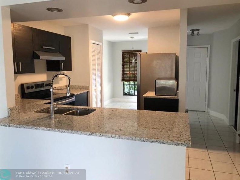 10279 Hidden Springs Ct, Boca Raton FL  33498-6335 exterior