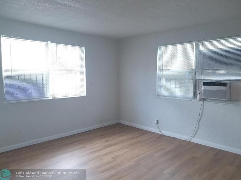 6950 8th Ave, Miami, FL 33150-3859