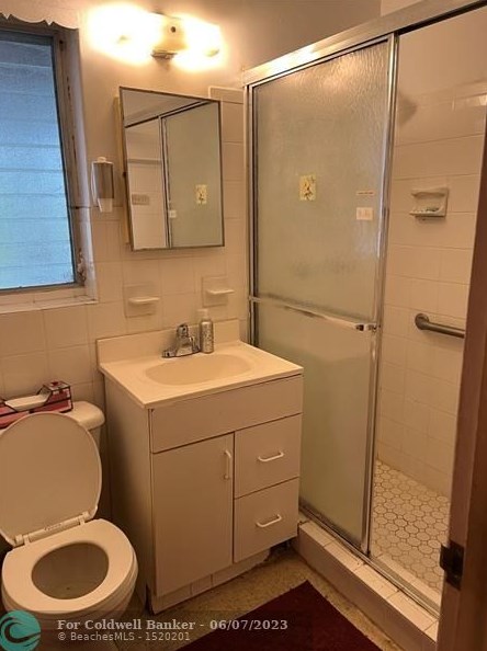 1753 173rd St, Miami, FL 33162-1537
