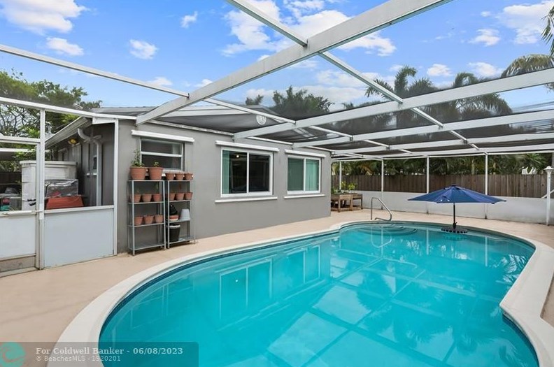 1116 31st Ave, Hollywood FL  33021-5507 exterior