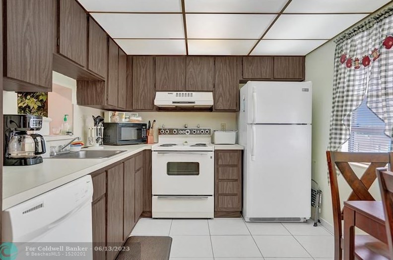 131 Se 3rd Ave Apt 407, Dania Beach, FL 33004