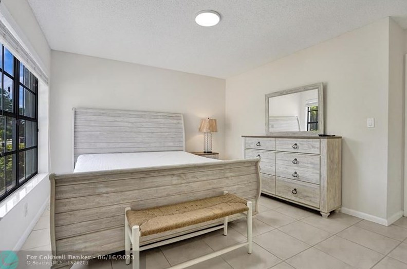 10066 Camelback Ln, Boca Raton FL  33498-4713 exterior