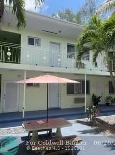 1200 Marseille Dr, Miami, FL 33141-2816