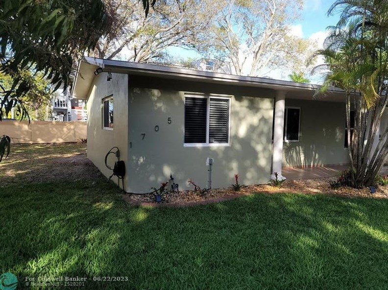1705 Venice Ln, Miami, FL 33181