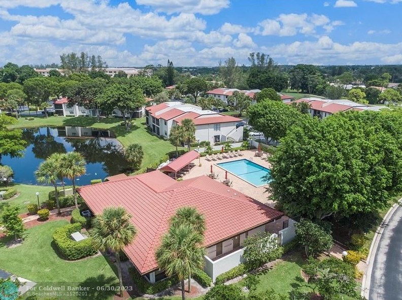 9193 Pecky Cypress Ln, Boca Raton FL 33428-1962 exterior