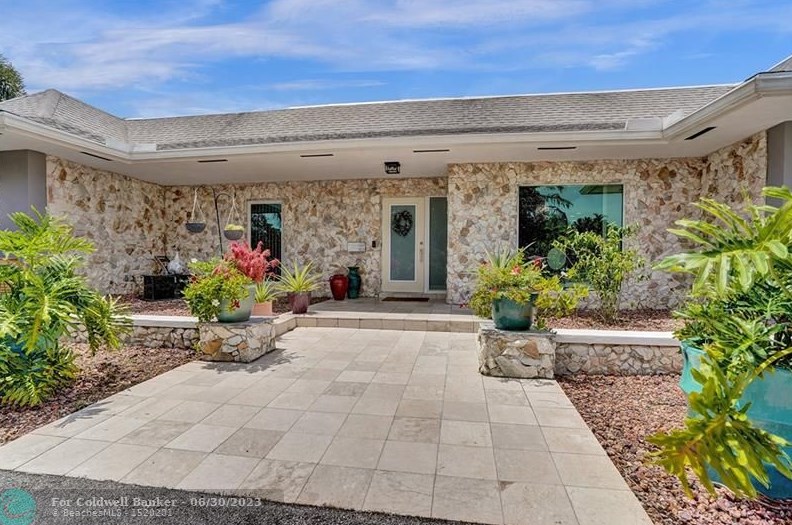 3105 Estates Dr, Pompano Beach, FL 33069-3808