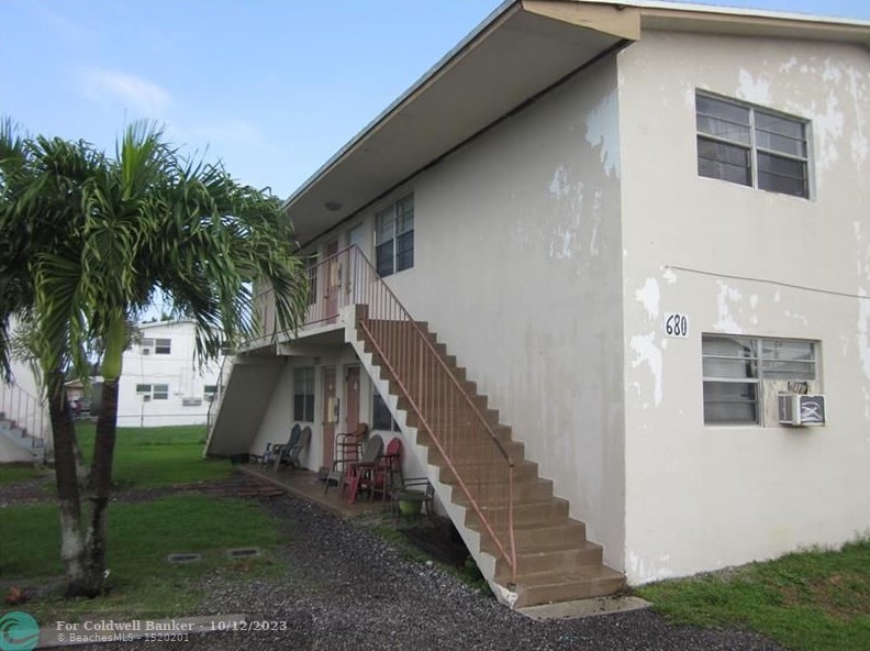 680 Sw 6th St, Belle Glade, FL 33430