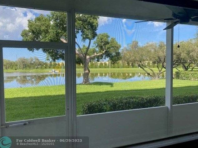 1016 Hythe A, Boca Raton FL  33434-4601 exterior