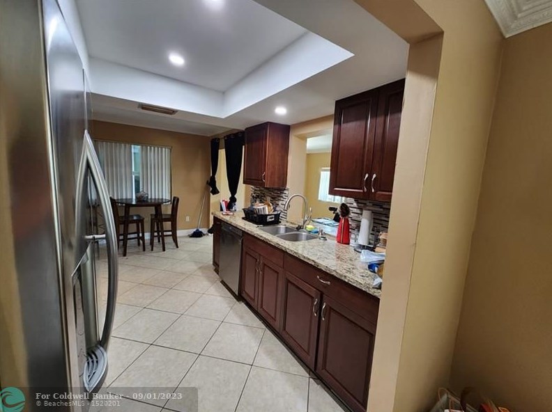 22656 54th Way, Boca Raton FL  33433-6255 exterior