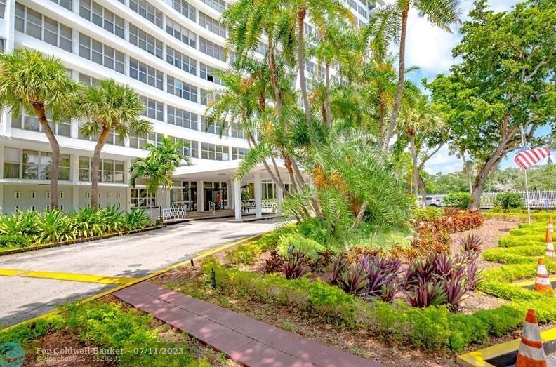 7441 Wayne Ave Apt 14g, Miami, FL