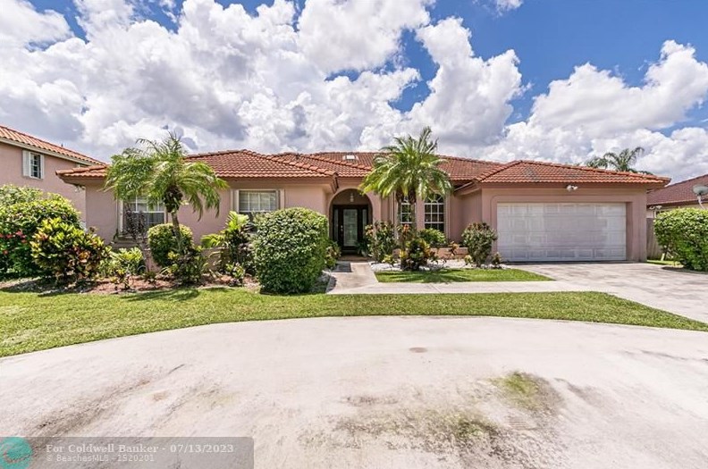 15060 154th Ter, Miami, FL 33187-5561