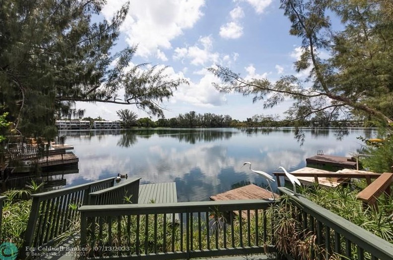 4855 71st Pl, Miami, FL 33155-5636