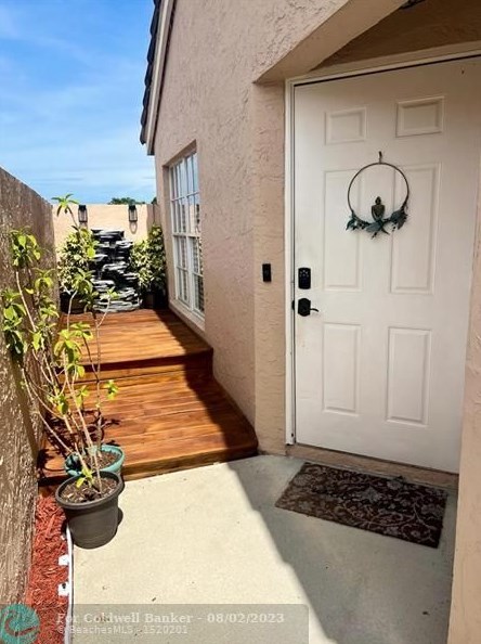 10273 Allegro Dr, Boca Raton FL  33428-4276 exterior