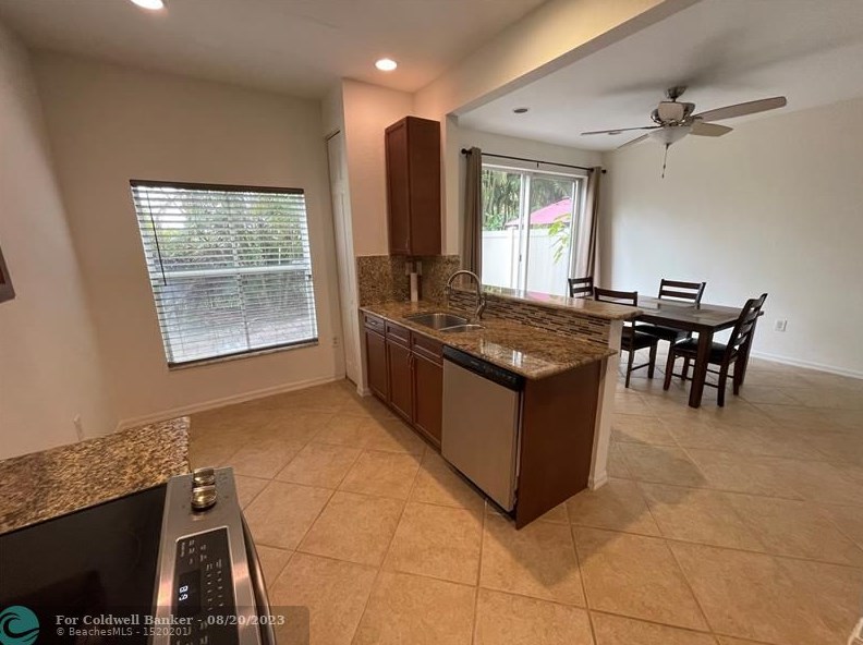 177 Lake Monterey Cir, Boynton Beach, FL 33426