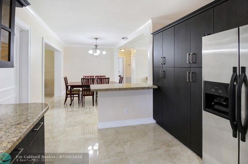 7251 Arthur St, Hollywood FL 33024-5418 exterior