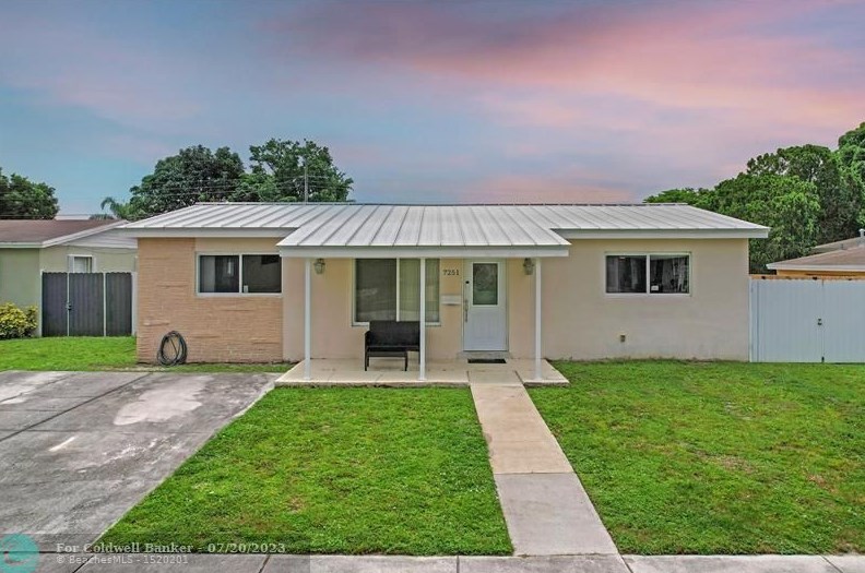 7251 Arthur St, Hollywood FL 33024-5418 exterior