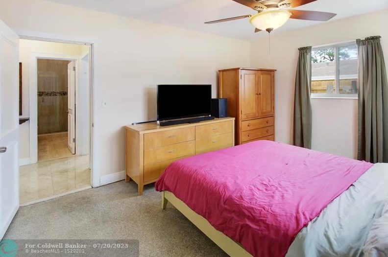 7251 Arthur St, Hollywood FL 33024-5418 exterior