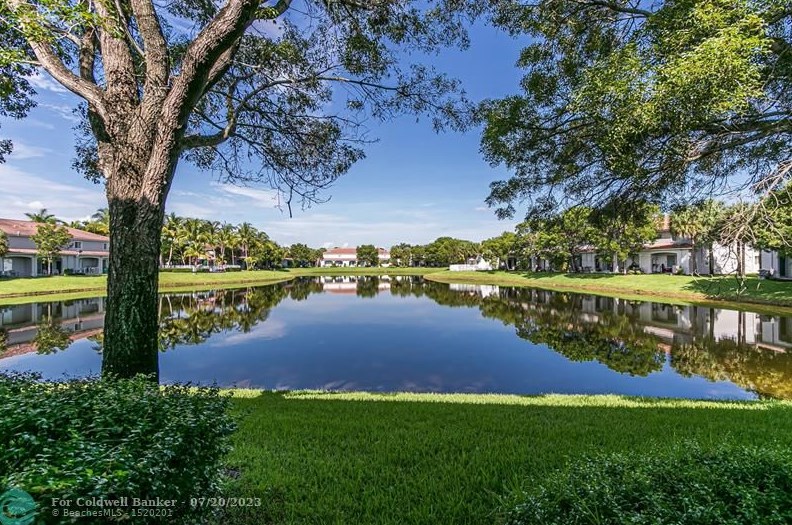 2760 82nd Ave, Hollywood, FL 33025-7403