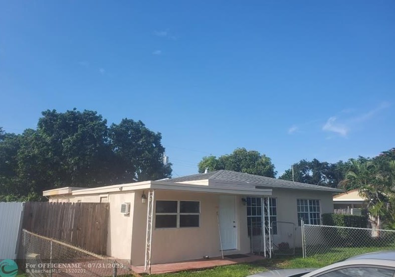 6331 Mayo St, Hollywood, FL 33023