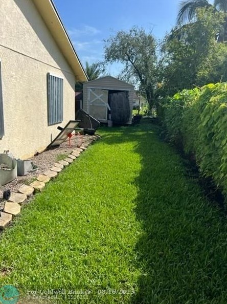 230 Azucana Rd, South Bay, FL 33493