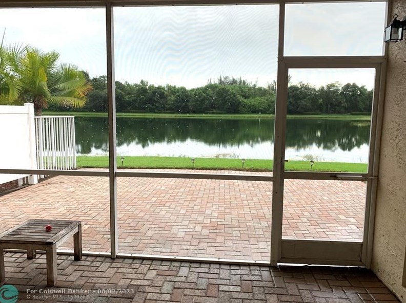 5708 Saddle Trail Ln, Lake Worth, FL 33449