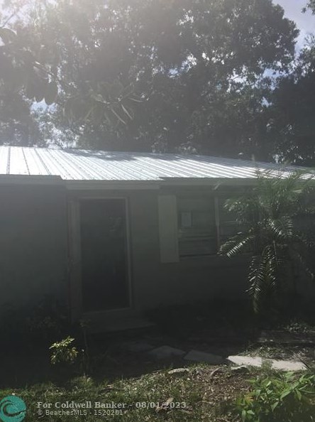 481 36th Ter, Okeechobee, FL 34974-3738