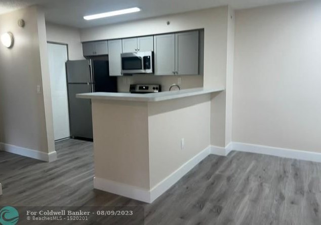 7808 Sonoma Springs Cir #102, Lake Worth, FL 33463