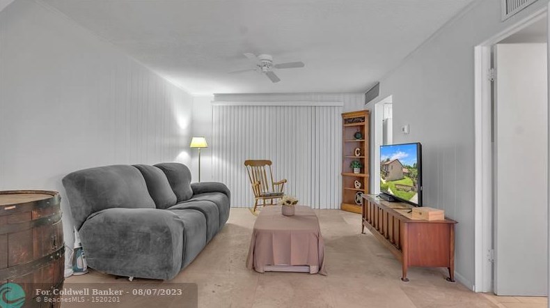 4944 Sheridan St, Hollywood FL 33026-1422 exterior