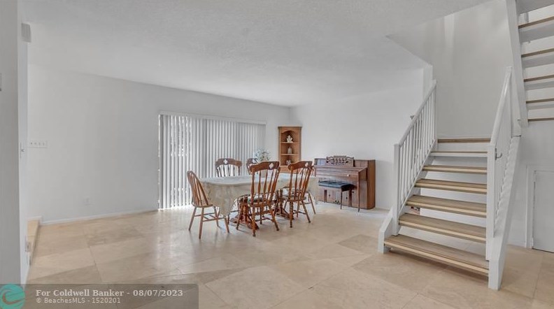 4944 Sheridan St, Hollywood FL 33026-1422 exterior