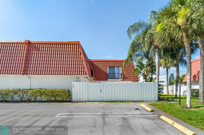 1402 Harvard Ln, Boynton Beach, FL 33426