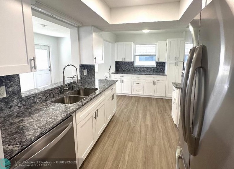 123 8th Ct, Boynton Beach, FL 33426-4744
