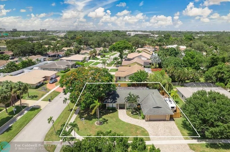 1499 1st St, Boca Raton, FL 33486-4471