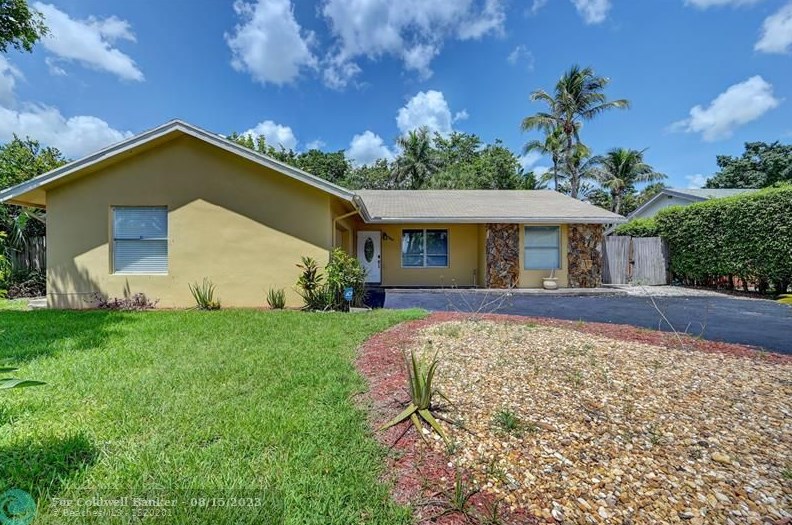 19667 Delaware Cir, Boca Raton, FL 33434-2630