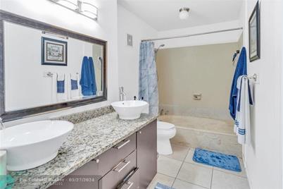 5880 NW 57th Ave, Unit #6 - Photo 1