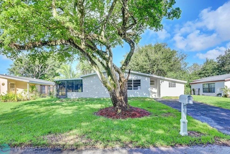 2830 62nd Ave, Hollywood, FL 33024-2108