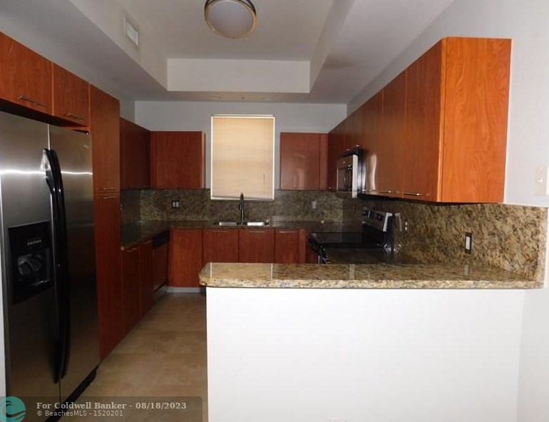 2336 Vintage Dr, Pompano Beach, FL 33064-6089