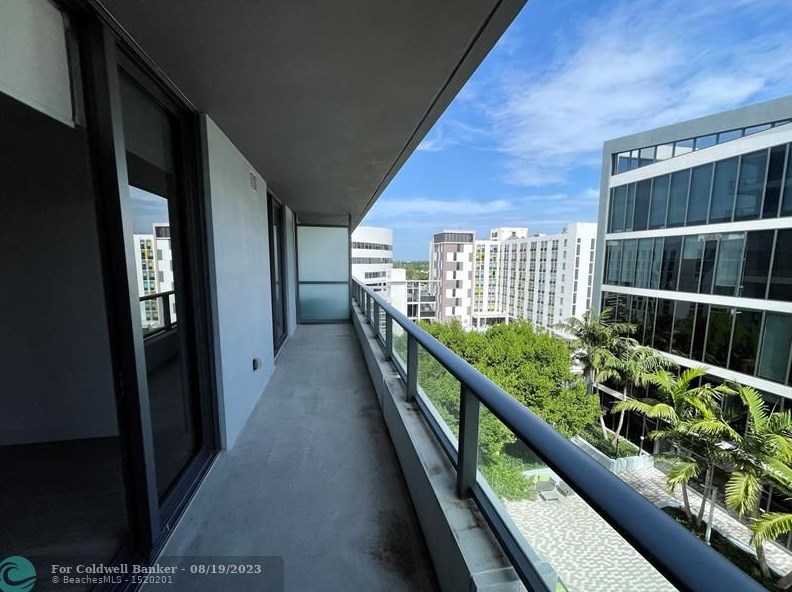 2960 Ne 207th St #907, Miami, FL 33180