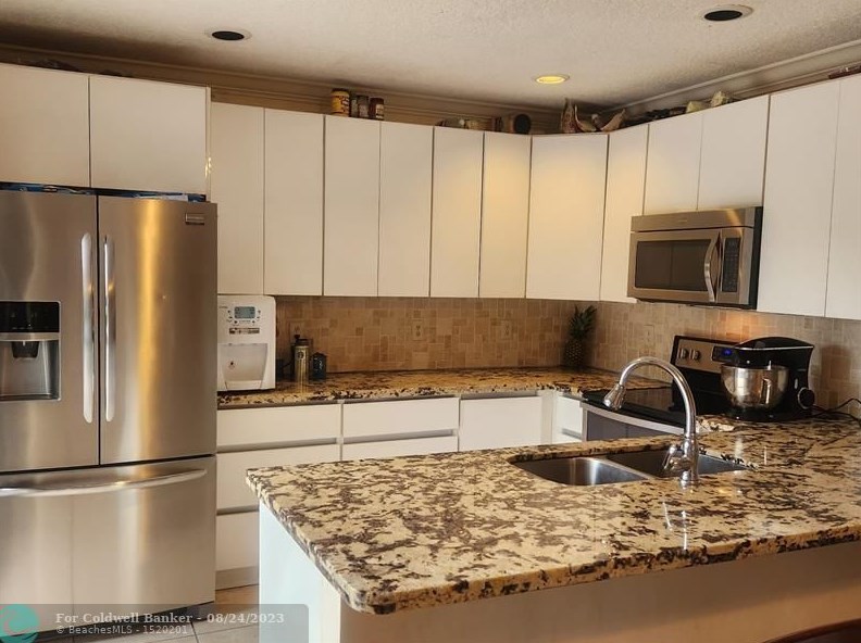 8574 Boca Rio Dr, Boca Raton, FL 33433