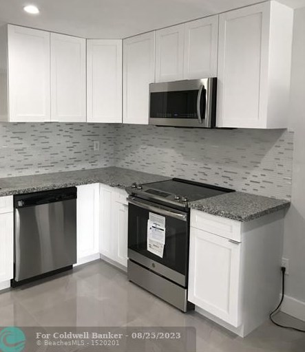 7400 82nd St, Miami, FL 33143-7302