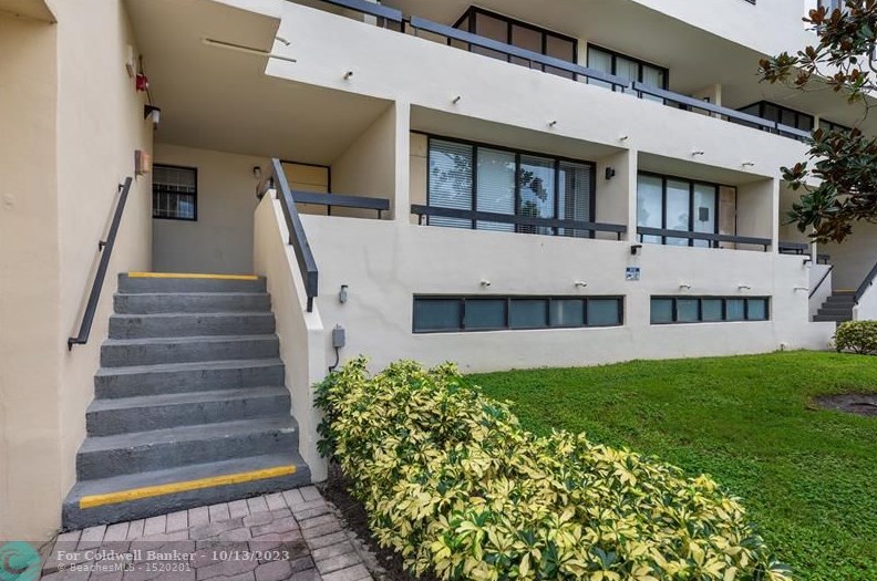 1401 S Federal Hwy #122, Boca Raton, FL 33432