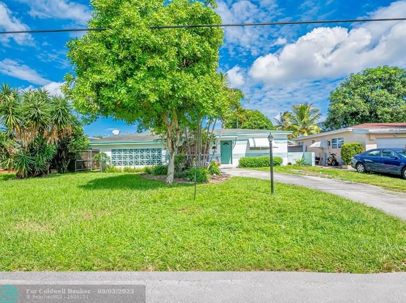 2637 Everglades Dr, Hollywood, FL 33023-4634