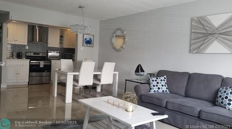 1560 Mckinley St #110w, Hollywood, FL