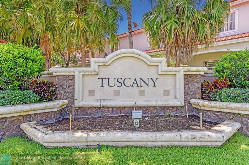 2600 83rd Ave, Hollywood, FL 33025-7412