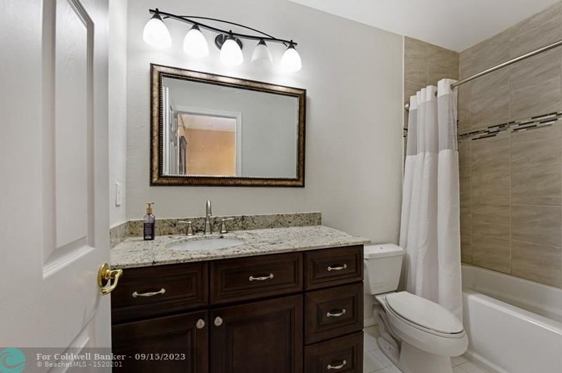 2600 83 Ave, Hollywood FL 33025-7413 exterior