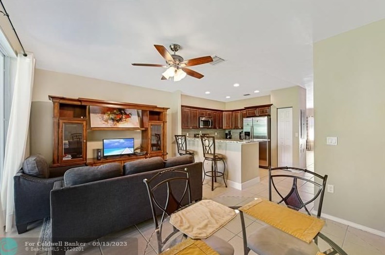 2600 83 Ave, Hollywood FL 33025-7413 exterior