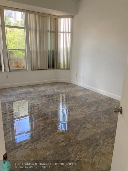3725 Piccadilly St, Hollywood, FL 33021