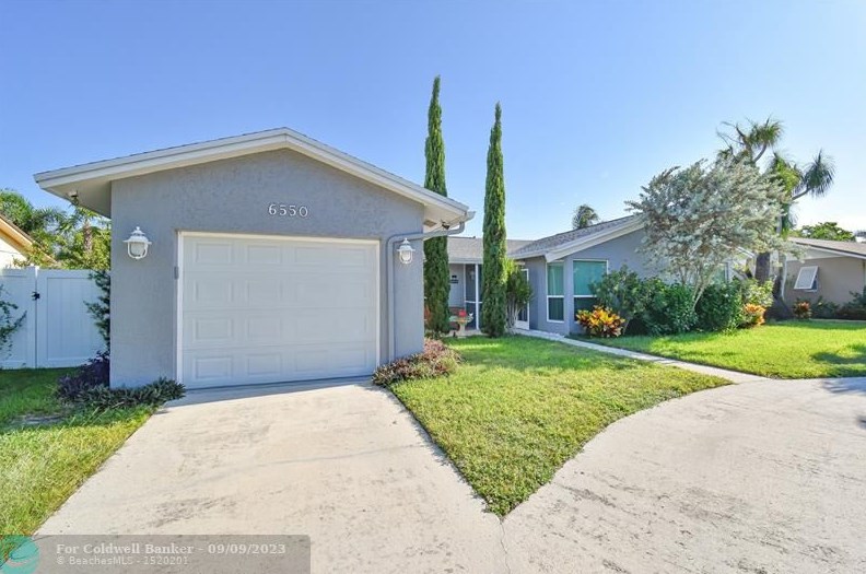 6550 Country Wood Way, Delray Beach, FL 33484